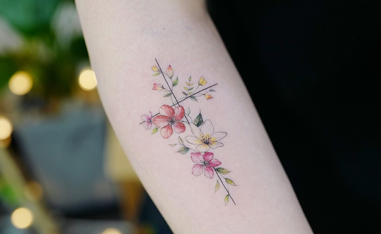 fotos de tatuagens femininas delicadas