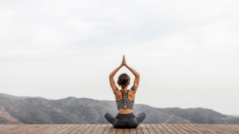 Os Benefícios do Yoga Para a Saúde Mental e Física: Tudo o Que Você Precisa Saber