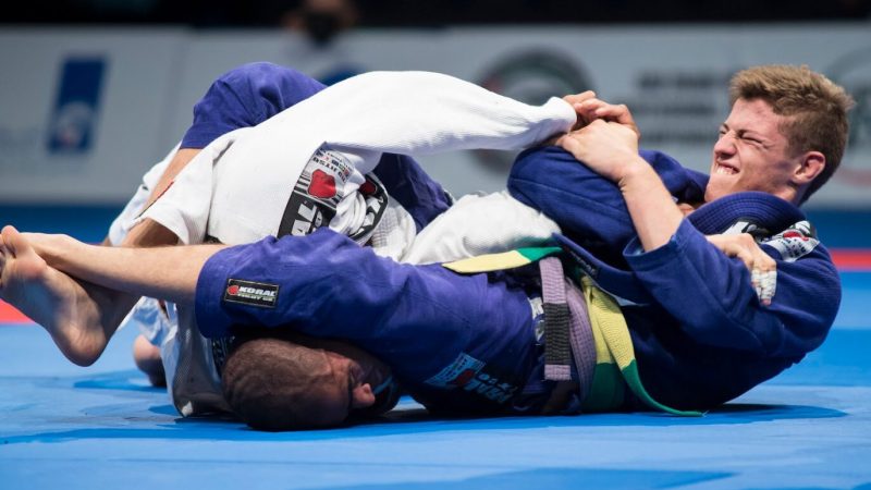 Descubra a História Fascinante do Jiu-Jitsu e Como Ele se Tornou uma Arte Marcial Popular